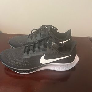 NIKE ZOOM PEGASUS 37 BLACK - SIZE 12.5